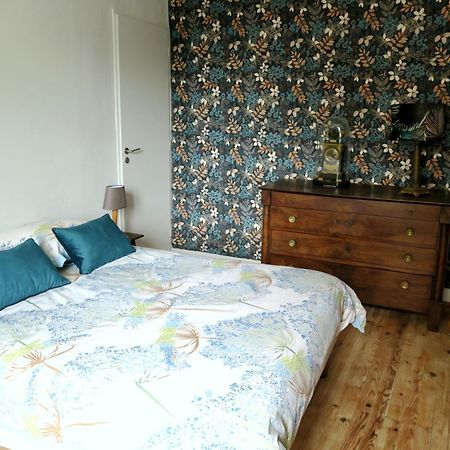 Les Volets Bleus Apartment Мец Екстериор снимка
