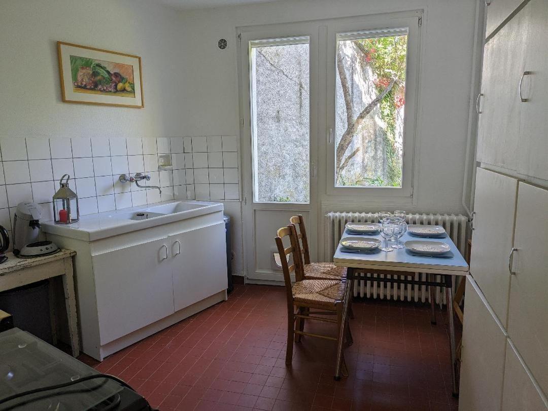 Les Volets Bleus Apartment Мец Екстериор снимка